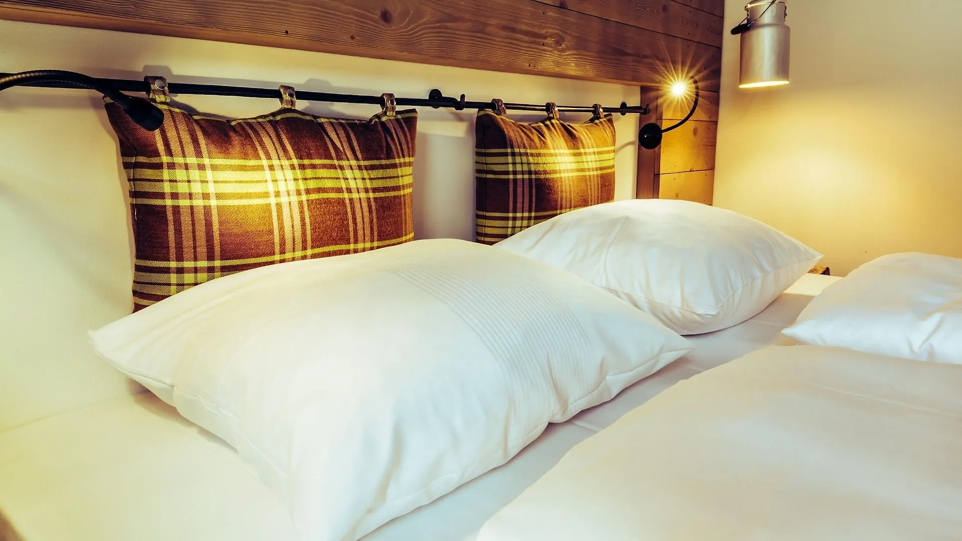Cocoon Hauptbahnhof Hotel Munique